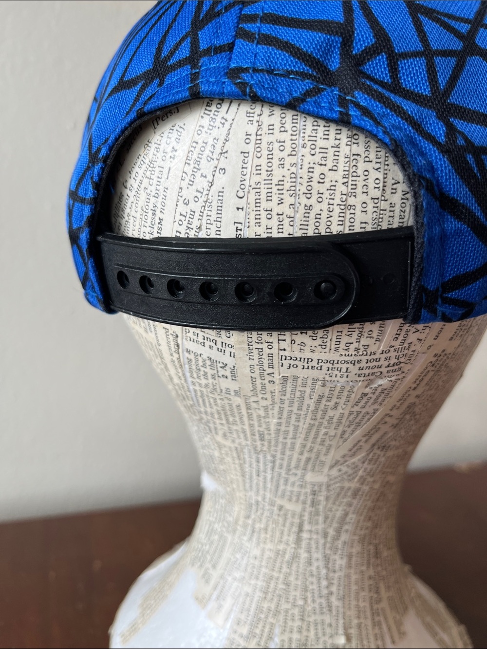 Nike Blue Graphic Five-Panel Cap with White Logo - Picture 3 of 12